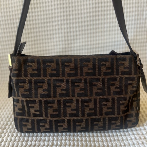 Fendi Zucca Baguette - Picture 4 of 16